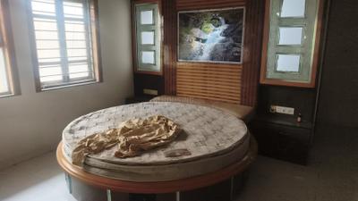 Bedroom Image of 3636 Sq.ft 4 BHK Independent House for sale in Thaltej Ahmedabad for Rs. 80000000