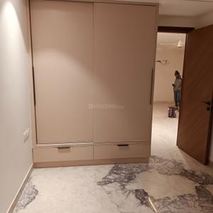 Bedroom Image of 1100 Sq.ft 3 BHK Builder Floor for sale in RWA Shalimar Bagh BK 1 Block, Shalimar Bagh New Delhi for Rs. 15000000