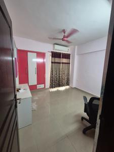 Hall Image of 1600 Sq.ft 3 BHK Apartment / Flat for rent in Sethi Max Royal, Sector 76 Noida for Rs. 40000