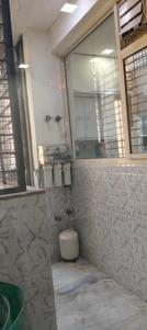Bathroom Image of 1650 Sq.ft 3 BHK Apartment / Flat for rent in Vinayak Apartment Sector 62, Sector 62 Noida for Rs. 32000