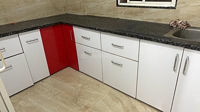 Kitchen Image of 1100 Sq.ft 2 BHK Apartment / Flat for rent in Sai Pride Homes, Nipania Indore for Rs. 20000