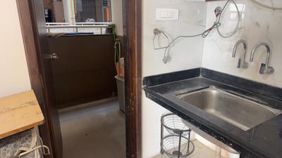 Kitchen Image of 900 Sq.ft 2 BHK Apartment / Flat for rent in Pimple Saudagar Pune for Rs. 31000