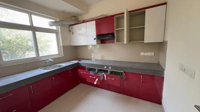 Kitchen Image of 1650 Sq.ft 3 BHK Builder Floor for rent in Emaar Emerald Hill, Sector 65 Gurgaon for Rs. 48000