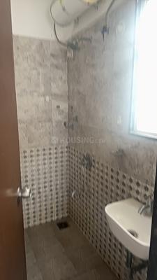 Bathroom Image of 550 Sq.ft 1 BHK Apartment / Flat for sale in Pristine Viva, Mohammed Wadi Pune for Rs. 3800000