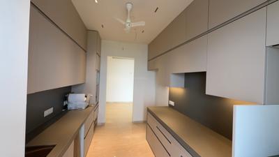 Kitchen Image of 2300 Sq.ft 3.5 BHK Apartment / Flat for rent in Lokhandwala Minerva, Worli Mumbai for Rs. 400000