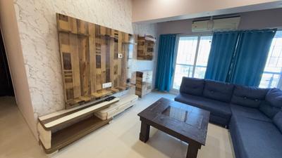 Living Room Image of 1000 Sq.ft 2 BHK Apartment / Flat for rent in Hiranandani Estate Thane for Rs. 40000