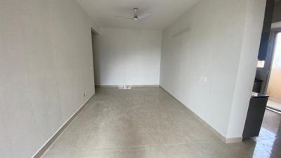 Living Room Image of 680 Sq.ft 2 BHK Apartment / Flat for sale in Signature Orchard Avenue 2, Sector 93 Gurgaon for Rs. 6800000