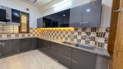 Kitchen Image of 2700 Sq.ft 4 BHK Builder Floor for sale in Sector 35 Faridabad for Rs. 28500000