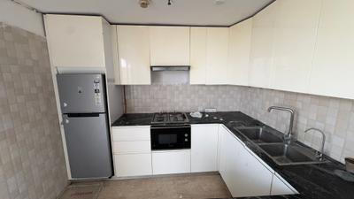 Kitchen Image of 1380 Sq.ft 2 BHK Apartment / Flat for rent in Supertech Supernova, Sector 94 Noida for Rs. 56000