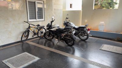 Parking Area Image of 900 Sq.ft 2 BHK Independent House for rent in Vaderahalli, Bengaluru North Bengaluru for Rs. 17000