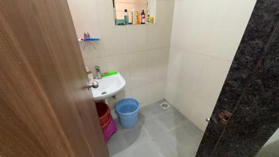 Bathroom Image of 655 Sq.ft 1 BHK Apartment / Flat for sale in Kolte Patil Life Republic Sector R16 16th Avenue Arezo, Hinjawadi Pune for Rs. 5500000
