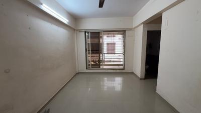 Living Room Image of 650 Sq.ft 1 BHK Apartment / Flat for rent in Kharghar Navi Mumbai for Rs. 25000