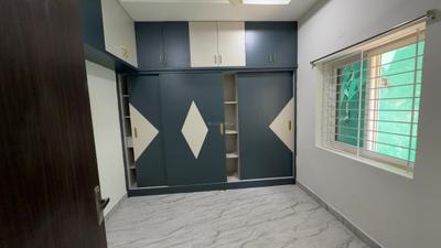 Bedroom Image of 1250 Sq.ft 2 BHK Apartment / Flat for rent in Shilpa Hills Hyderabad for Rs. 32000