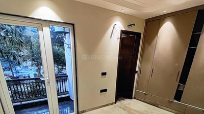 Bedroom Image of 950 Sq.ft 2 BHK Independent House for rent in Lajpat Nagar New Delhi for Rs. 60000