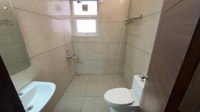 Bathroom Image of 400 Sq.ft 1 BHK Apartment / Flat for rent in Sainik Colony Jammu for Rs. 11500
