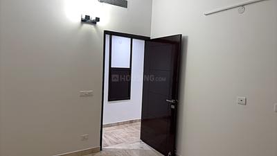 Bedroom Image of 2105 Sq.ft 3 BHK Apartment / Flat for rent in Supertech Supernova, Sector 94 Noida for Rs. 73999
