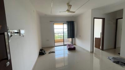 Living Room Image of 700 Sq.ft 2 BHK Apartment / Flat for rent in Shapoorji Pallonji Joyville Hadapsar Annexe, Shewalewadi Pune for Rs. 25000