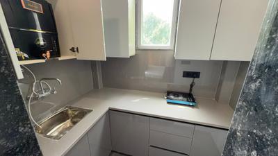 Kitchen Image of 580 Sq.ft 1 RK Builder Floor for rent in Sector 46 Gurgaon for Rs. 23000