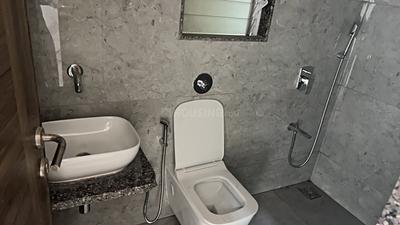 Image of 700 Sq.ft 2 BHK Apartment / Flat for sale in Ashapura Zynergy, Chembur, Mumbai for Rs. 16000000