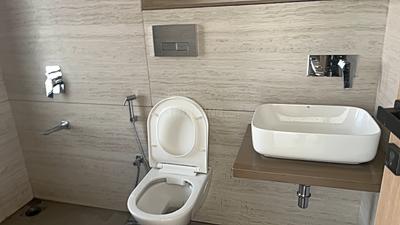 Image of 1600 Sq.ft 3 BHK Apartment / Flat for sale in Roodraksh Golf Walk, Chembur, Mumbai for Rs. 63000000