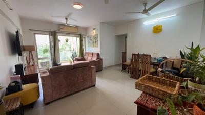 Living Room Image of 1200 Sq.ft 2.5 BHK Apartment / Flat for sale in Kanakia Niharika, Thane West Thane for Rs. 22000000