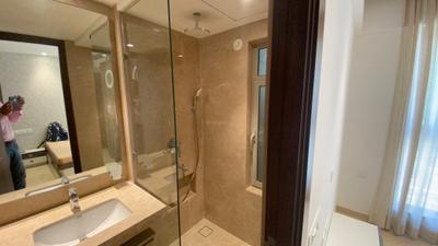 Image of 950 Sq.ft 3 BHK Apartment / Flat for sale in Hiranandani Highland A B C D And E Wing, Powai, Mumbai for Rs. 45000000