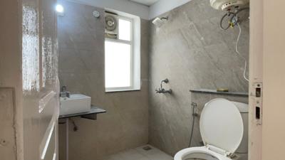 Image of 950 Sq.ft 3 BHK Apartment / Flat for rent in PR7 Airport Road, Zirakpur for Rs. 22500