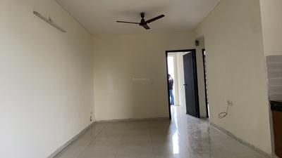 Living Room Image of 900 Sq.ft 2 BHK Apartment / Flat for sale in Signature Global Grand IVA, Sector 103 Gurgaon for Rs. 6600000