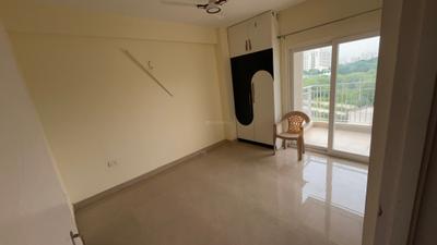 Bedroom Image of 750 Sq.ft 2.5 BHK Apartment / Flat for sale in GLS Avenue 81, Sector 81 Gurgaon for Rs. 6800000
