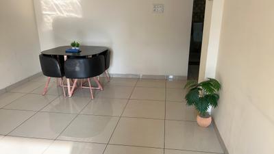 Living Room Image of 1000 Sq.ft 2 BHK Apartment / Flat for rent in Shekhar Planet, Vijay Nagar Indore for Rs. 30000