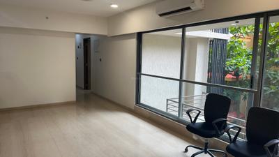 Living Room Image of 2500 Sq.ft 4 BHK Apartment / Flat for sale in Juhu Mumbai for Rs. 100000000