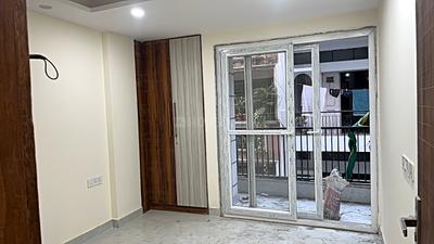 Bedroom Image of 950 Sq.ft 3 BHK Builder Floor for sale in Gautam Nagar New Delhi for Rs. 20000000