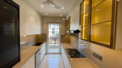 Kitchen Image of 2260 Sq.ft 4 BHK Builder Floor for sale in Ansal Versalia, Sector 67 Gurgaon for Rs. 28500000