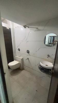 Bathroom Image of 250 Sq.ft 1 BHK Apartment / Flat for rent in Scheme No 54 Indore for Rs. 14500