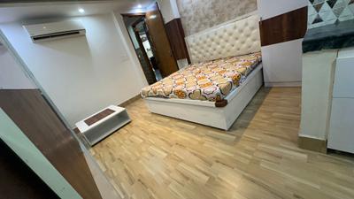 Bedroom Image of 400 Sq.ft 1 RK Independent House for rent in DLF Phase 3 Gurgaon for Rs. 19500