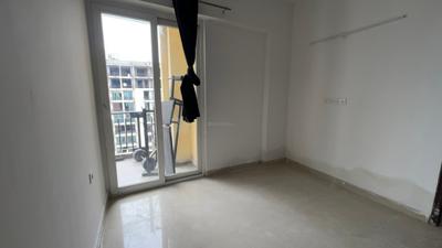 Bedroom Image of 1000 Sq.ft 2 BHK Apartment / Flat for rent in Sikka Karnam Greens, Sector 143B Noida for Rs. 26999