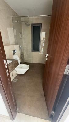 Image of 1260 Sq.ft 3 BHK Apartment / Flat for rent in Piramal Mahalaxmi South Tower, Worli, Mumbai for Rs. 250101