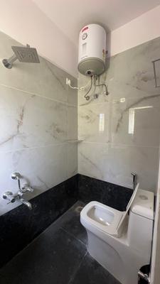 Bathroom Image of 500 Sq.ft 1 BHK Apartment / Flat for rent in BTM Layout 2nd Stage Bengaluru for Rs. 24999