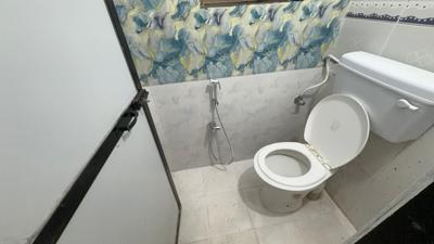 Bathroom Image of 559 Sq.ft 1 BHK Apartment / Flat for rent in Swastik Enclave, Thane West Thane for Rs. 23000
