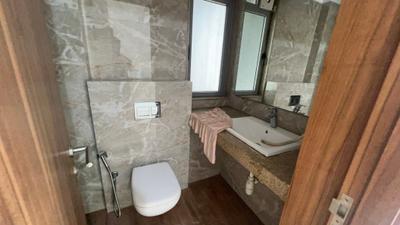 Image of 1650 Sq.ft 3 BHK Apartment / Flat for rent in Kolshet, Thane for Rs. 66000