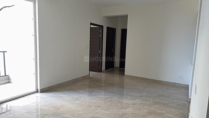 Uptown Skylla Main Image 1