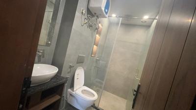 1 RK Independent Builder Floor