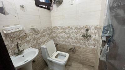Bathroom Image of 550 Sq.ft 1 BHK Builder Floor for sale in Indirapuram Ghaziabad for Rs. 2200000