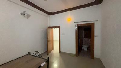 Bedroom Image of 1800 Sq.ft 3.5 BHK Builder Floor for rent in Ayodhya Bypass Bhopal for Rs. 21000