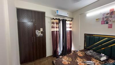 Bedroom Image of 584 Sq.ft 1 BHK Apartment / Flat for rent in Aditya Urban Homes Phase 1C, Bamheta Village Ghaziabad for Rs. 17000