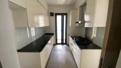 Kitchen Image of 953 Sq.ft 2 BHK Apartment / Flat for sale in Lodha New Cuffe Parade, Sion Mumbai for Rs. 31500000