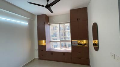 2.5 BHK Flat