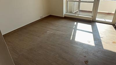 Bedroom Image of 2400 Sq.ft 3.5 BHK Apartment / Flat for sale in Raheja Atlantis, Sector 31 Gurgaon for Rs. 47000000