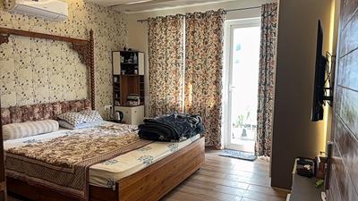 Bedroom Image of 2000 Sq.ft 3 BHK Apartment / Flat for sale in Vasant Kunj New Delhi for Rs. 35000000