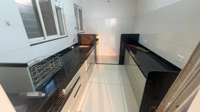 Kitchen Image of 1000 Sq.ft 3 BHK Apartment / Flat for rent in VJ Yashwin Supernova, Wakad Pune for Rs. 41000